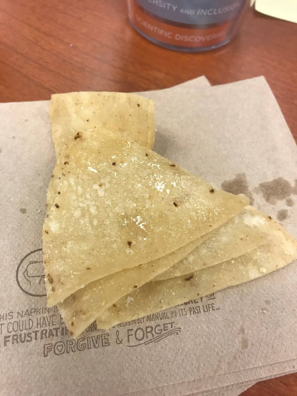 Chipotle Mexican Grill | restaurant | 1509 N Hwy 17, Mt Pleasant, SC 29464, USA | 8438561170 OR +1 843-856-1170