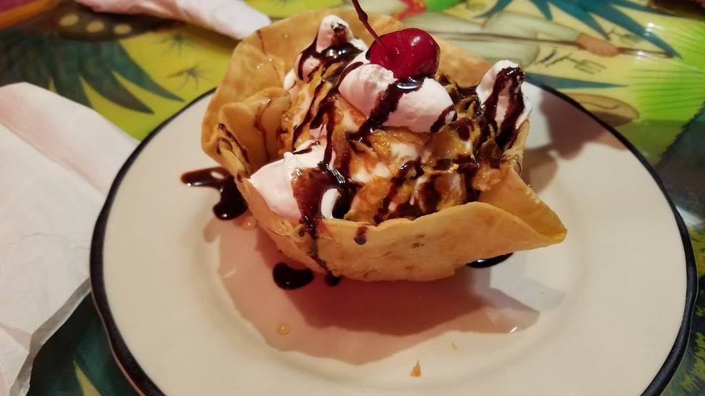 El Jalisco Mexican Restaurant | restaurant | 107 College Park Plaza, Johnstown, PA 15904, USA | 8142664400 OR +1 814-266-4400