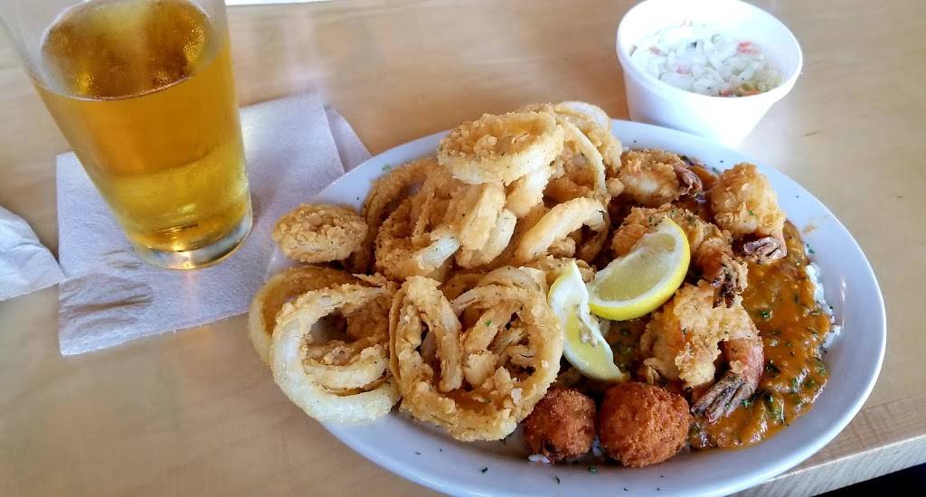 The Catch & The Wedge | restaurant | 2320 S Air Depot Blvd, Midwest City, OK 73110, USA | 4059313826 OR +1 405-931-3826