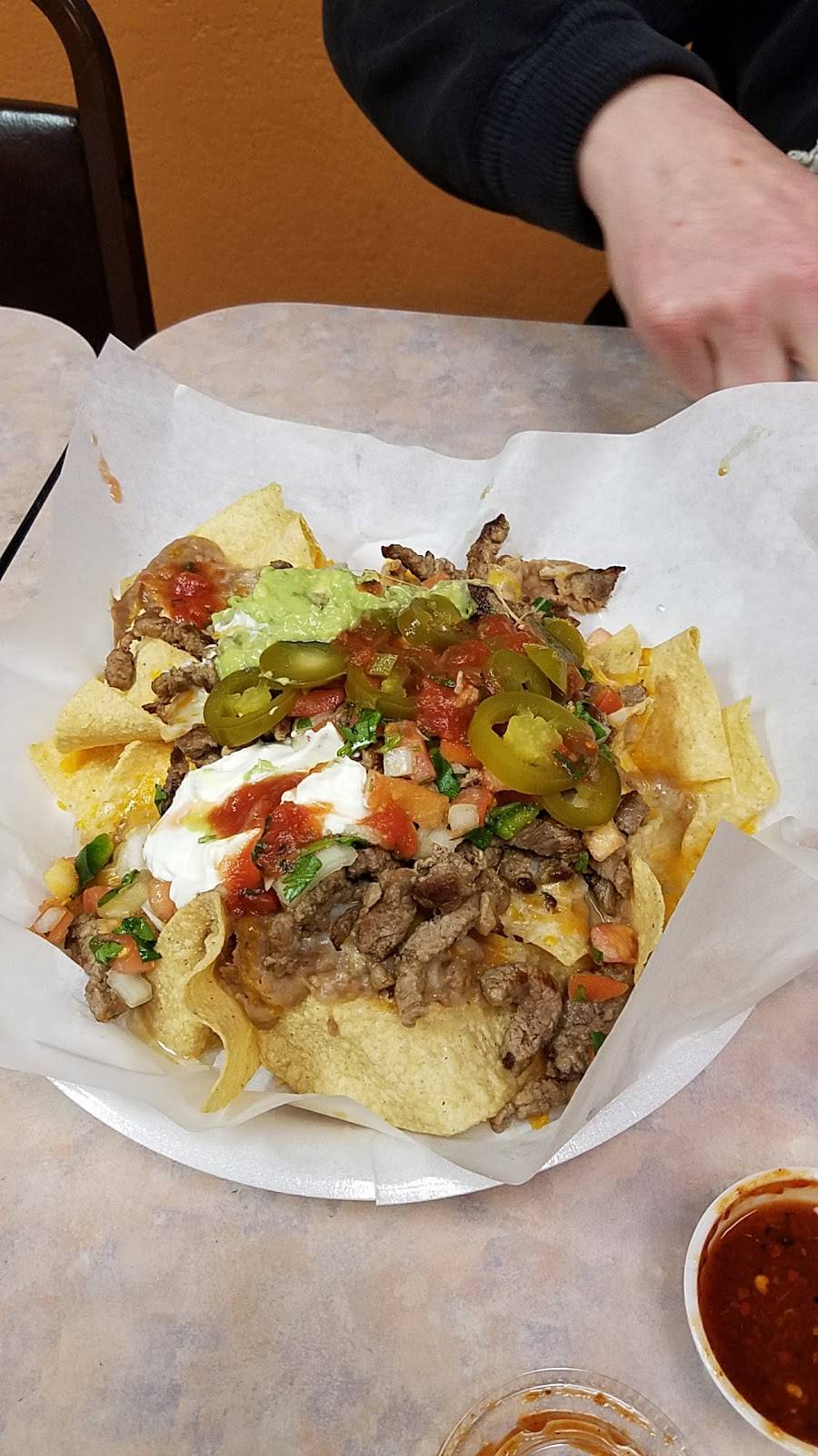 Loretos Mexican Food | restaurant | 9206 S Avenida del Yaqui, Tempe, AZ 85283, USA | 4804912500 OR +1 480-491-2500