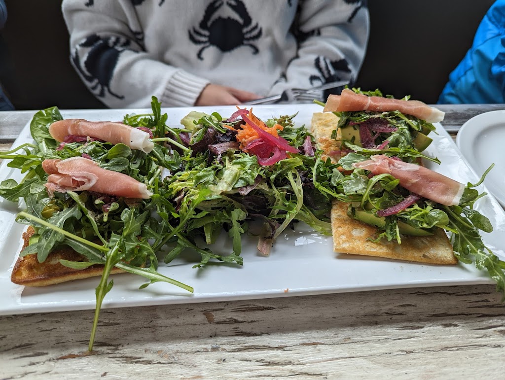 Salt and Board | restaurant | 115 Harvard Dr SE #9, Albuquerque, NM 87106, USA | 5052192001 OR +1 505-219-2001