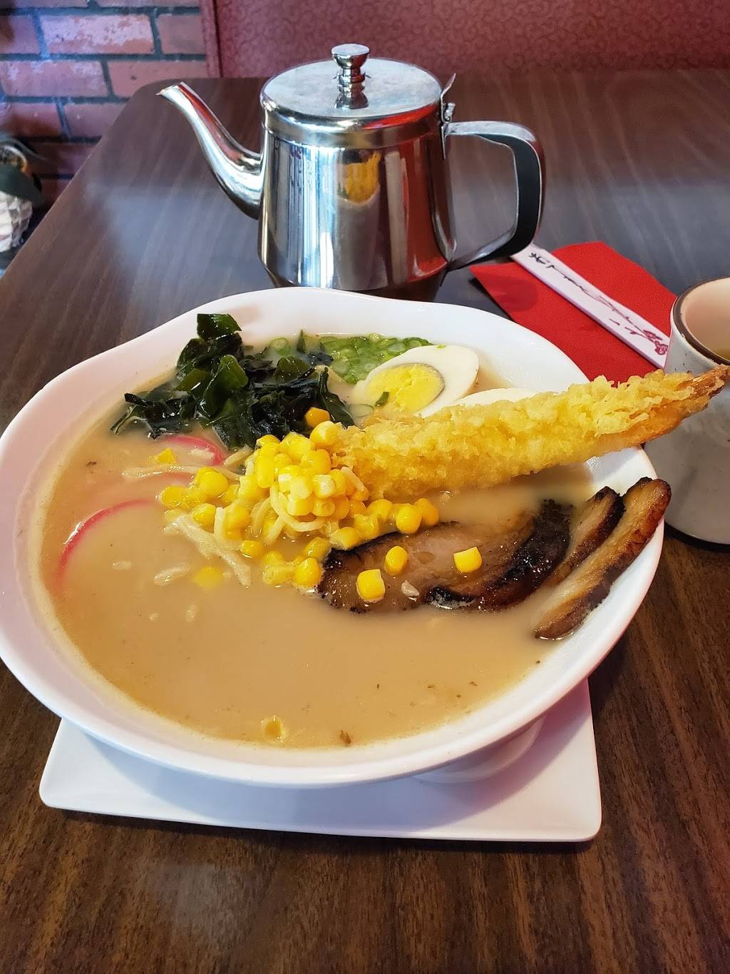 Samurai Sushi Bar | restaurant | 215 N Douty St, Hanford, CA 93230, USA | 5595875087 OR +1 559-587-5087