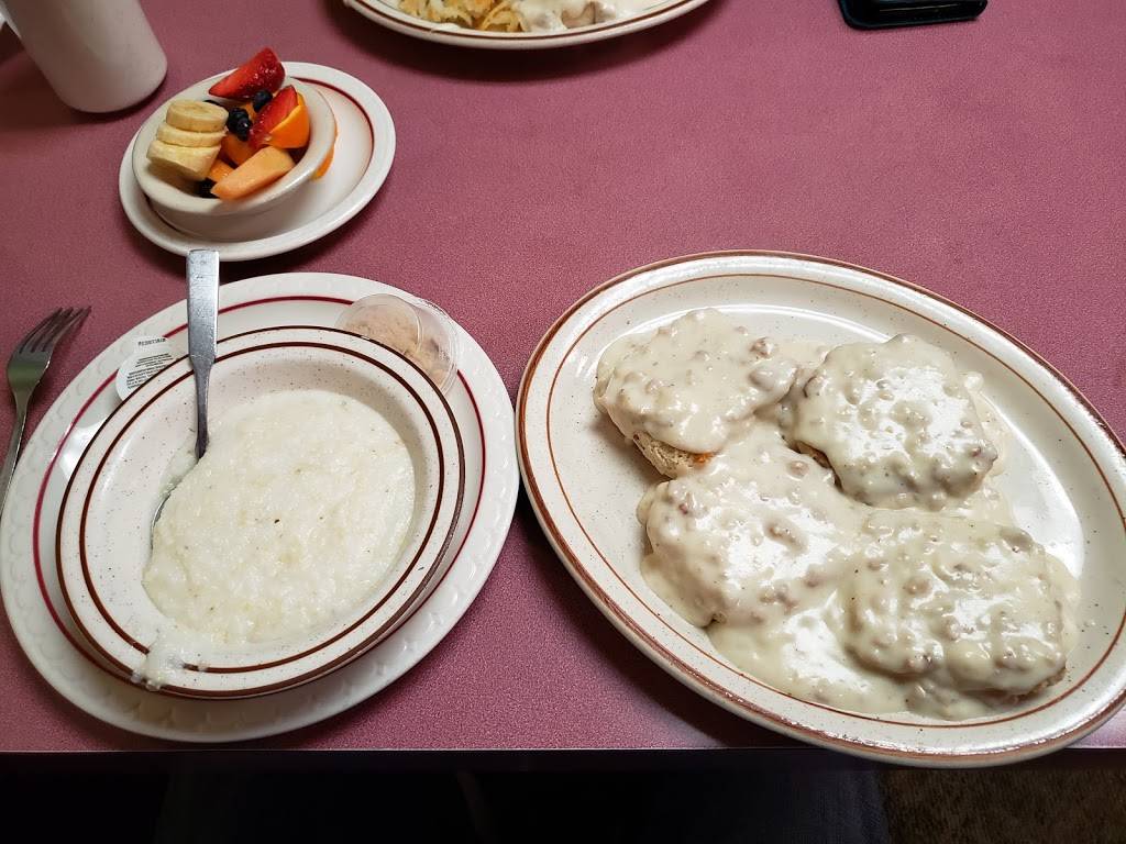 Blueberry Pancake House | restaurant | 104 E South St, Monroeville, IN 46773, USA | 2606236000 OR +1 260-623-6000