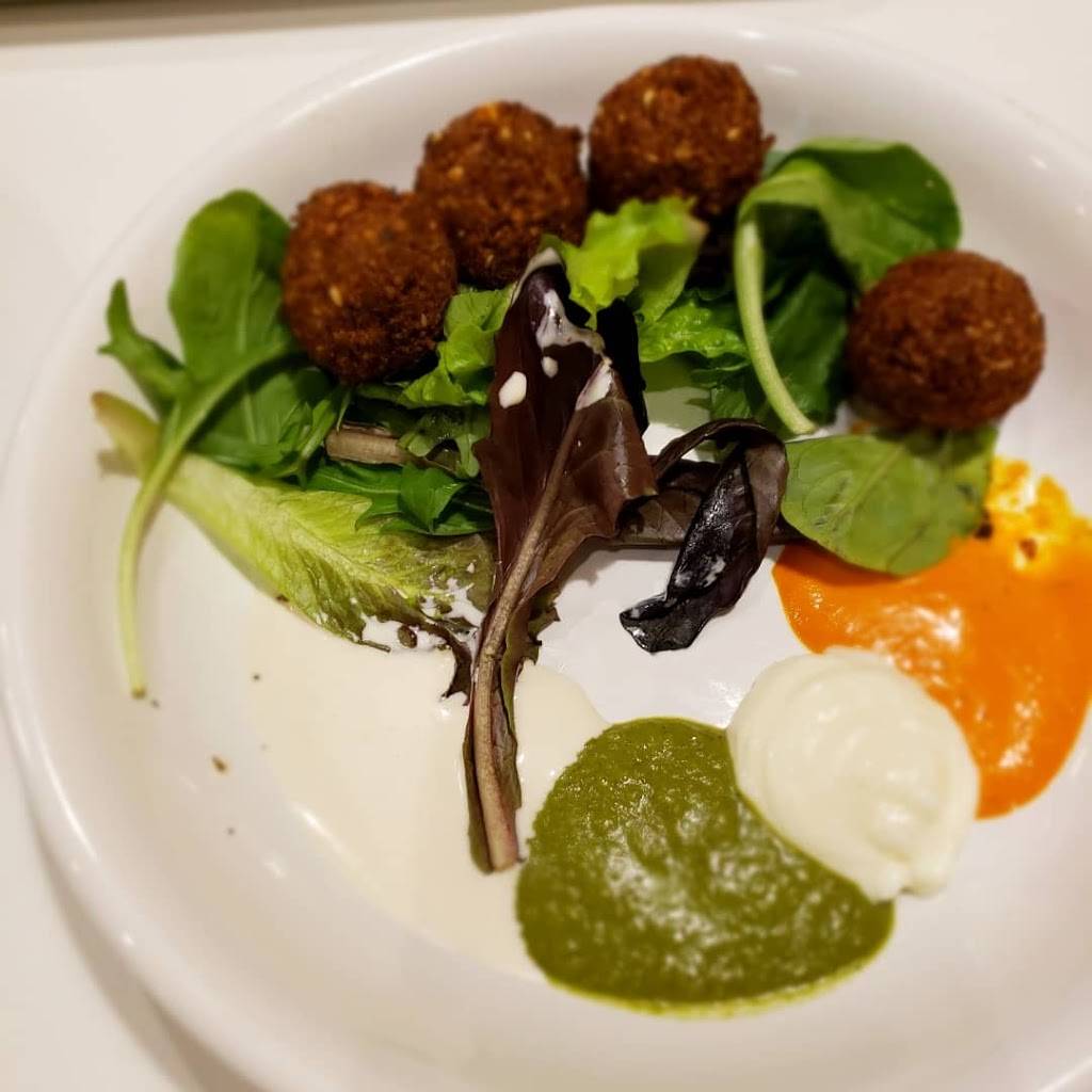 Hummus Mediterranean Grill | restaurant | 11205 John F Kennedy Dr, Hagerstown, MD 21742, USA | 2405136020 OR +1 240-513-6020