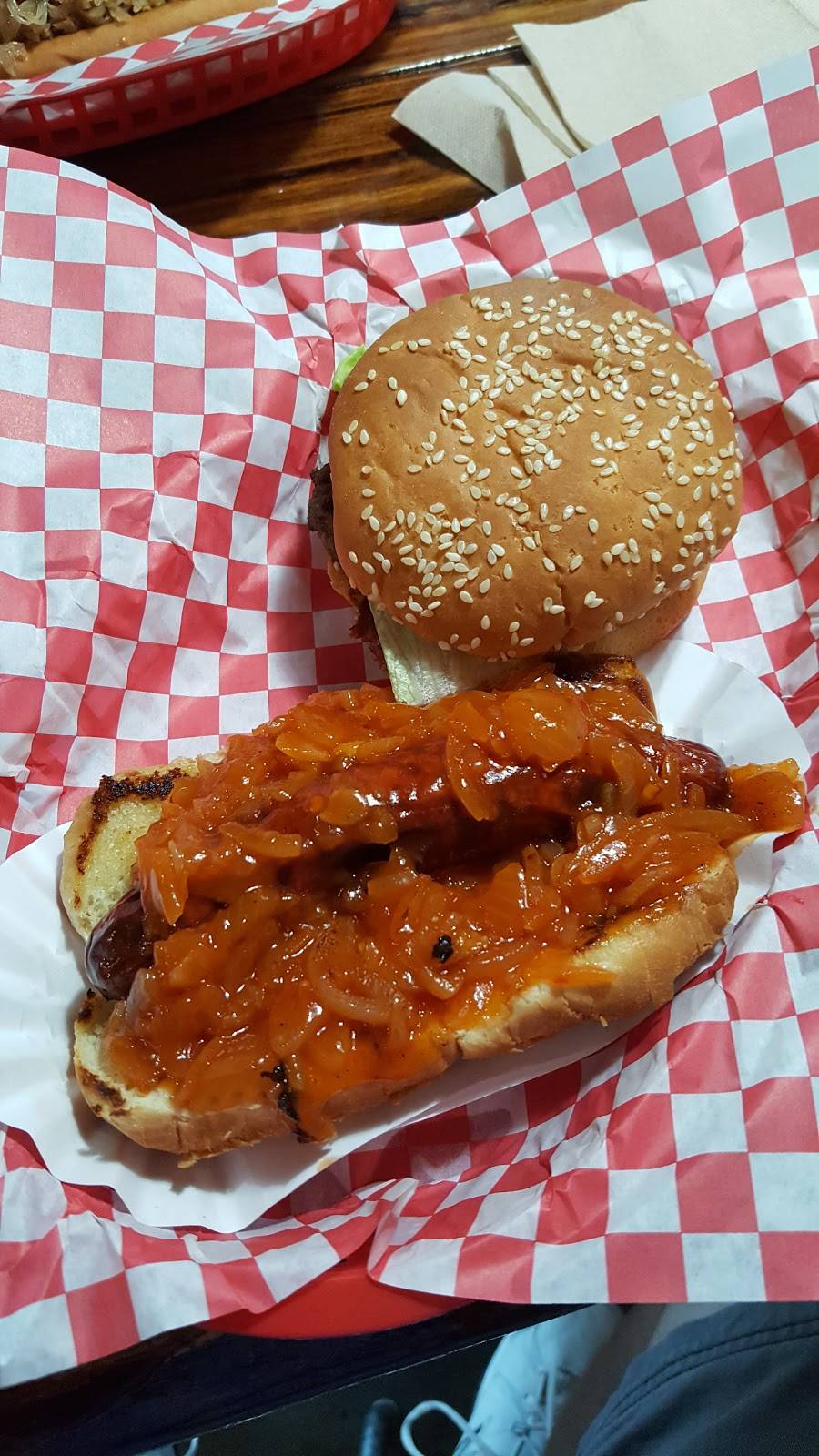 Rippers RoadStand Plus Beer | restaurant | 5967 Factory Shops Blvd, Ellenton, FL 34222, USA | 9414797999 OR +1 941-479-7999