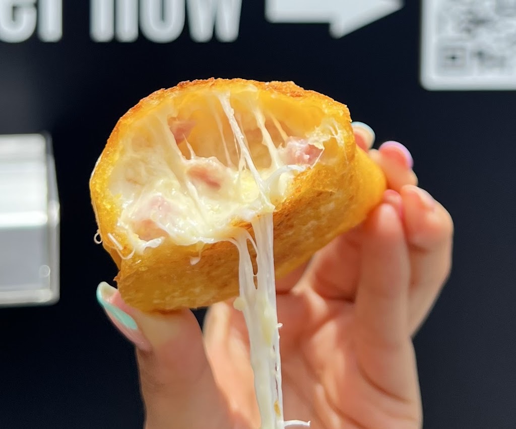 MAXI ARTISANAL EMPANADAS | restaurant | 1320 Central Ave, St. Petersburg, FL 33705, USA | 8608398846 OR +1 860-839-8846