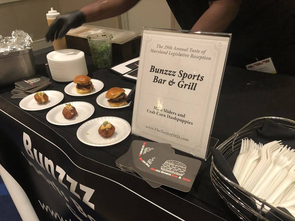 Bunzzz Sports Bar & Grill | restaurant | The Charmtastic Mile, 200 E Pratt St, Baltimore, MD 21202, USA | 4107277700 OR +1 410-727-7700