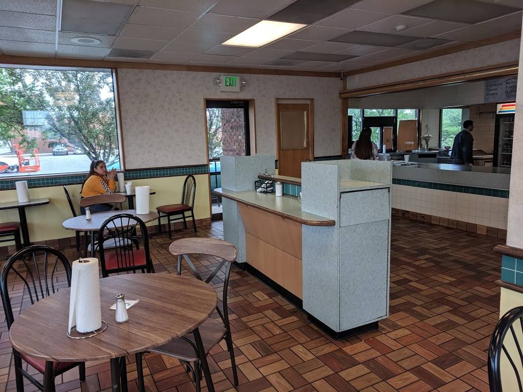 Gorditas Los Metates | restaurant | 4110 S Calumet Ave, Hammond, IN 46320, USA | 2198032625 OR +1 219-803-2625