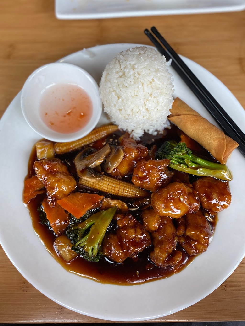 Davids Dumpling & Noodle Bar | restaurant | 1900 Hillsborough St, Raleigh, NC 27607, USA | 9192394536 OR +1 919-239-4536