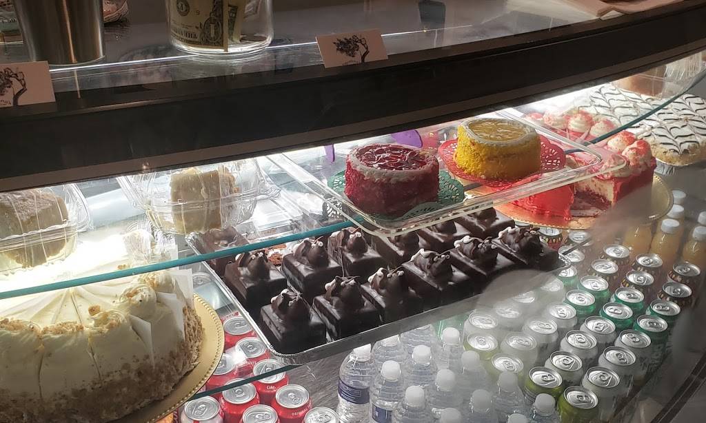 Agustinas Love Tree Cafe & Boutique | restaurant | 6 Cordova St, St. Augustine, FL 32084, USA | 9418069614 OR +1 941-806-9614