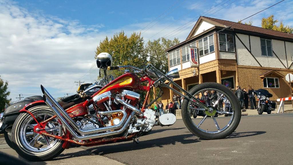 Starrs Bar | restaurant | 315 Wisconsin St N, Hudson, WI 54016, USA | 7153862109 OR +1 715-386-2109