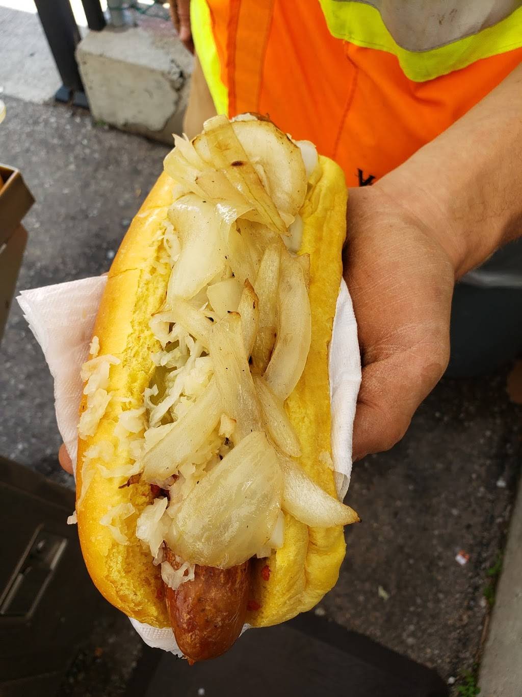 Mr. Street Meat | restaurant | 336 Eagle St N, Cambridge, ON N3H 1C2, Canada | 2266006328 OR +1 226-600-6328