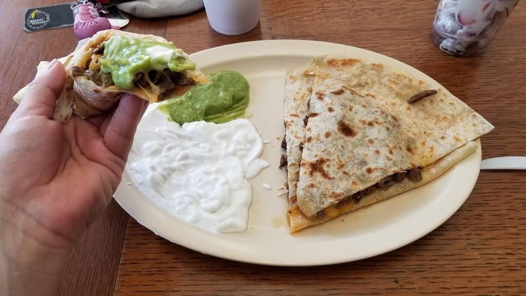 Burritos Santana | restaurant | 41125 Winchester Rd, Temecula, CA 92591, USA | 9517193282 OR +1 951-719-3282