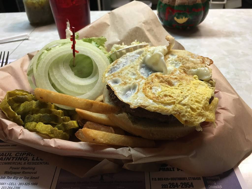 Charcoal Chef | restaurant | 670 Main St N, Woodbury, CT 06798, USA | 2032632538 OR +1 203-263-2538