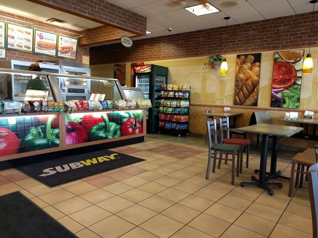 Subway | restaurant | 1525 E 2nd St, Edmond, OK 73034, USA | 4052859969 OR +1 405-285-9969