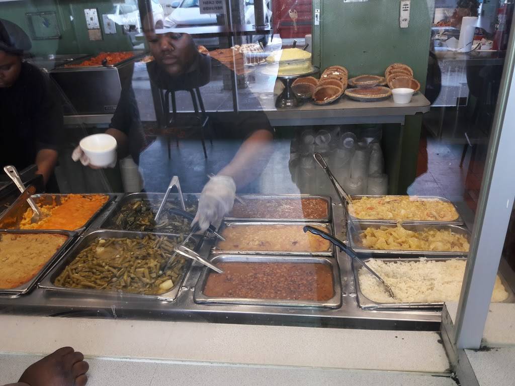 Mookeys Beans & Greens | restaurant | 26076 Greenfield Rd, Oak Park, MI 48237, USA | 2489674008 OR +1 248-967-4008