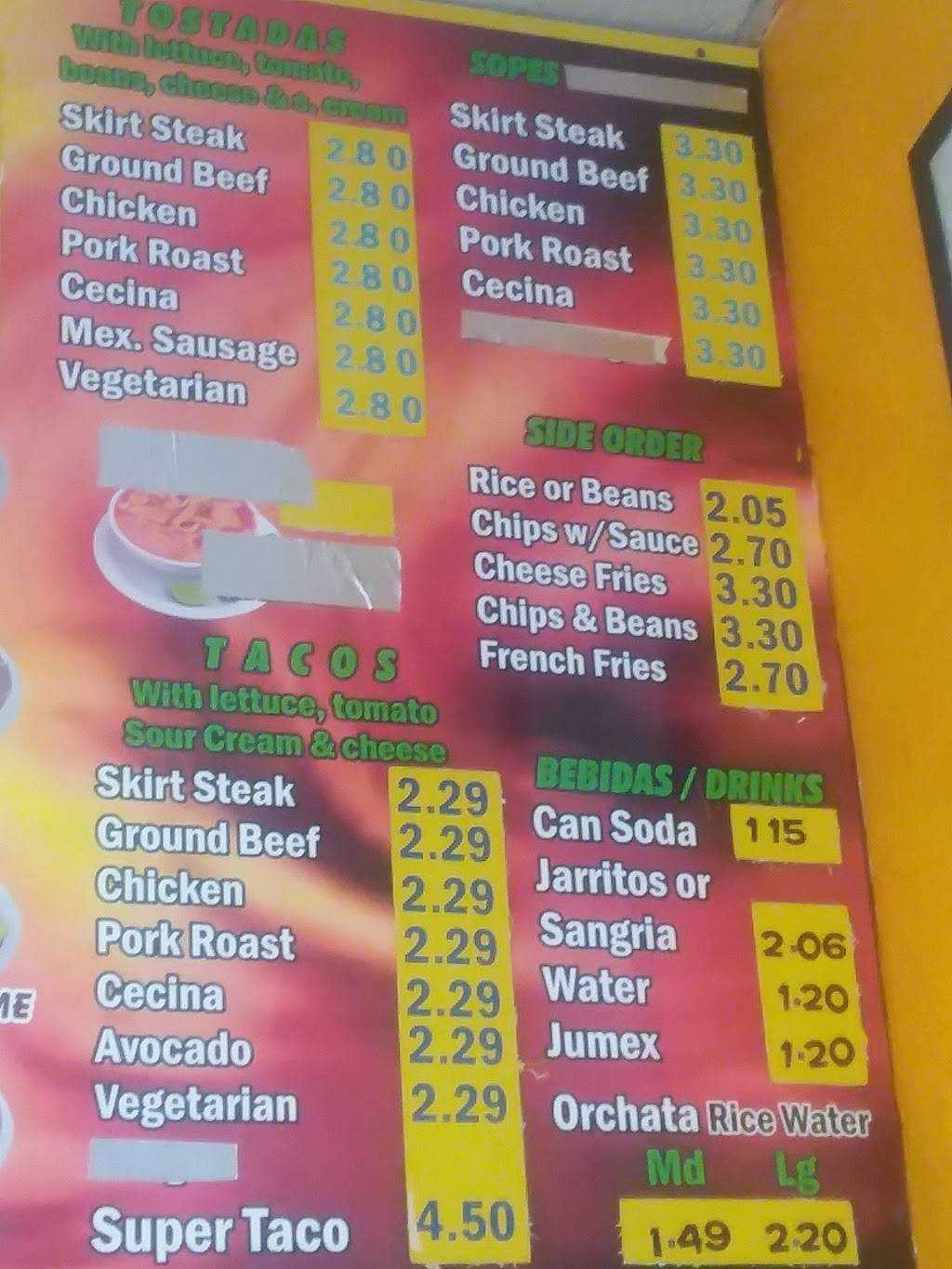 Janitzio Burrito | restaurant | 2933 N Broadway, Chicago, IL 60657, USA | 7739360144 OR +1 773-936-0144