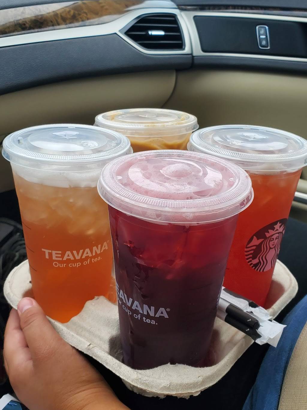 Starbucks | cafe | 13686 Foothill Blvd, Sylmar, CA 91342, USA | 8183364840 OR +1 818-336-4840