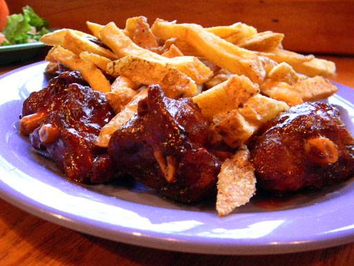 Wills Northwoods Inn | restaurant | 3030 N Racine Ave, Chicago, IL 60657, USA | 7735284400 OR +1 773-528-4400