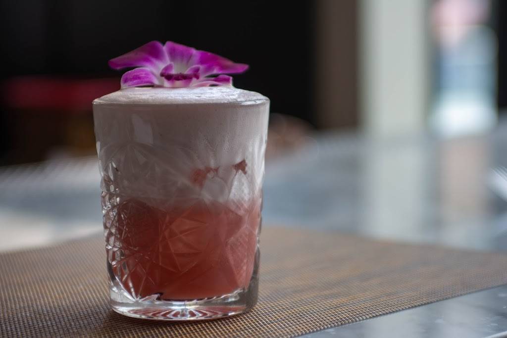 Harry & Eddies | restaurant | 29 E 1st St, Hinsdale, IL 60521, USA | 6305909047 OR +1 630-590-9047