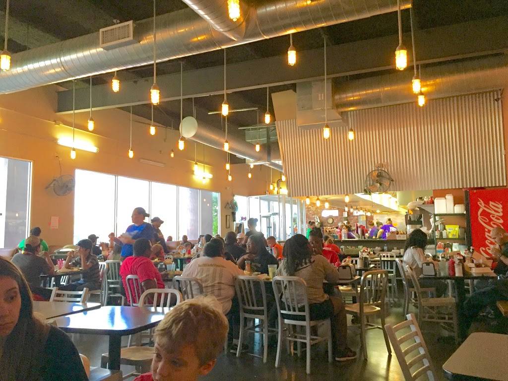 Franks Grill | restaurant | 4702 Telephone Rd, Houston, TX 77087, USA | 7136493296 OR +1 713-649-3296