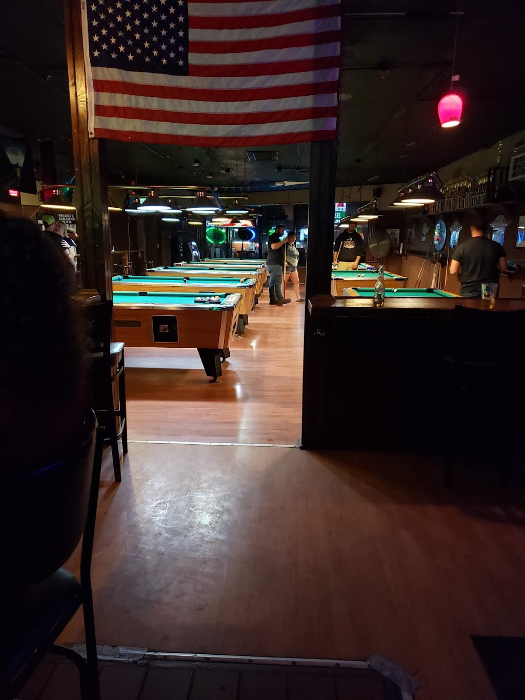 Charlee Bravos Bar & Grill | restaurant | 9 Grove Street (Route, 12, Putnam, CT 06260, USA | 8609632097 OR +1 860-963-2097