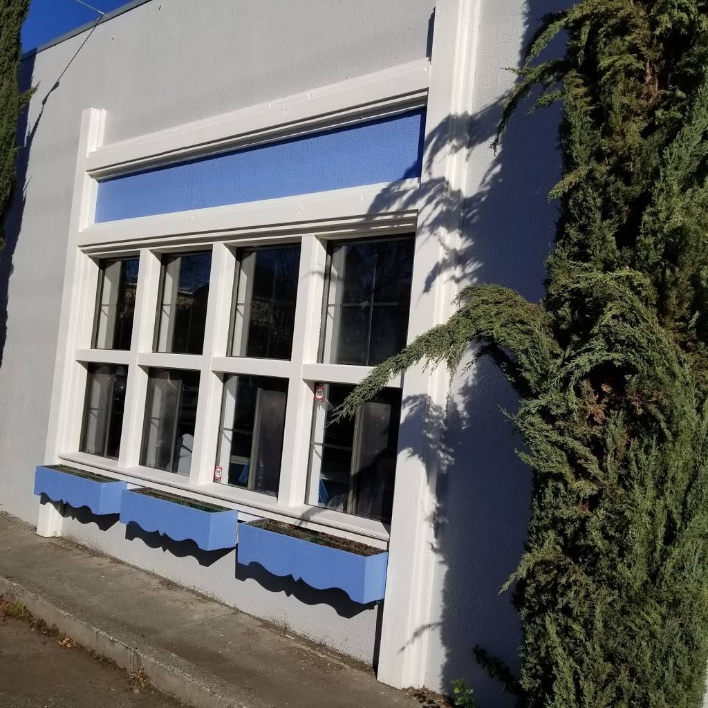 Stockhome Restaurant | restaurant | 220 Western Ave, Petaluma, CA 94952, USA | 7079818511 OR +1 707-981-8511