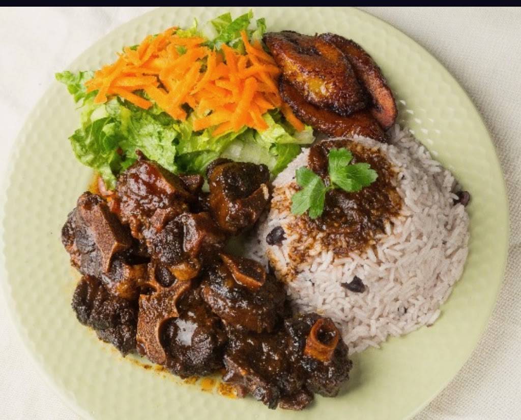 10:02 Lounge & Restaurant | restaurant | 806 E Tremont Ave, Bronx, NY 10460, USA | 9174104488 OR +1 917-410-4488