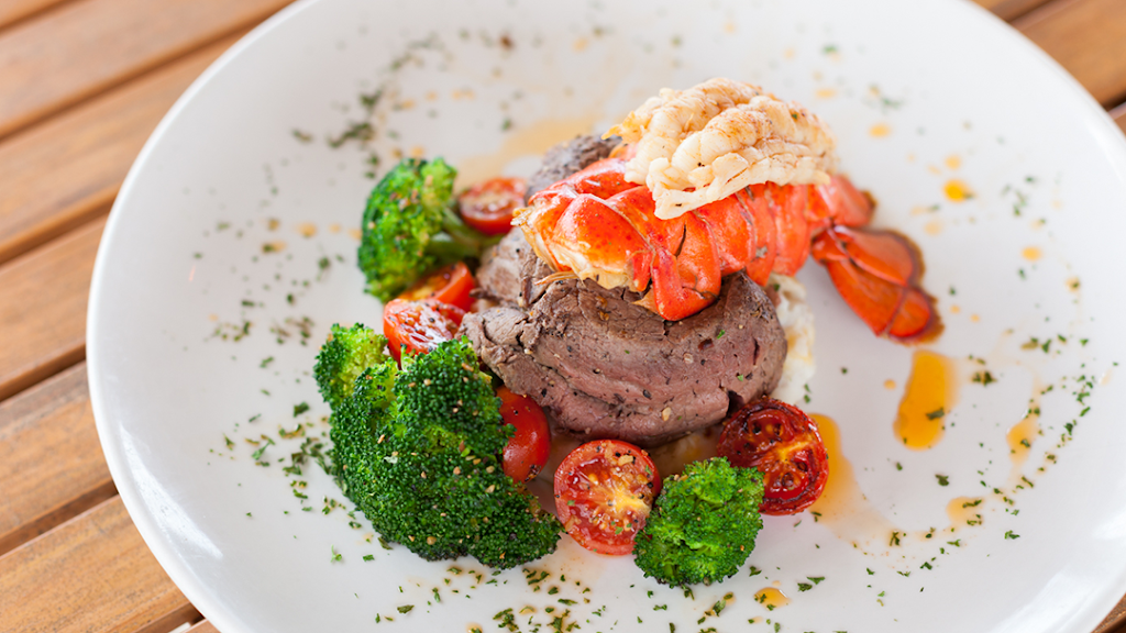 Deep Oceanfront Restaurant and Bar | restaurant | 1200 S Ocean Blvd, Pompano Beach, FL 33062, USA | 9549417833 OR +1 954-941-7833