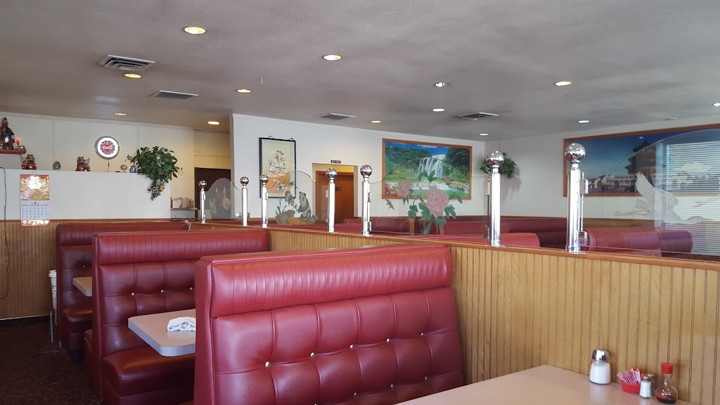 Chens Chinese Restaurant | restaurant | 204 E Hurlburt Ave, Hermiston, OR 97838, USA | 5416678472 OR +1 541-667-8472
