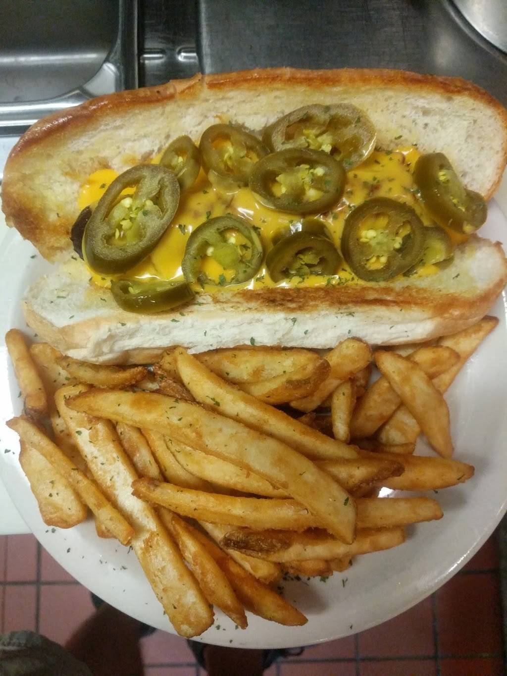 Embers Bar & Grill | restaurant | 1370 W Chicago Blvd, Tecumseh, MI 49286, USA | 5174232601 OR +1 517-423-2601