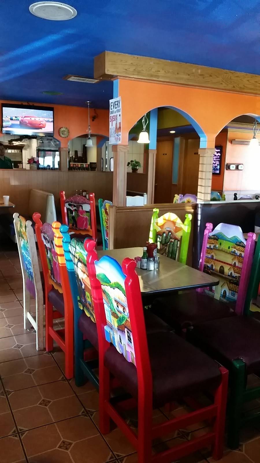 El Tapatio Inc | restaurant | 2300 Camanche Ave, Clinton, IA 52732, USA | 5632423885 OR +1 563-242-3885