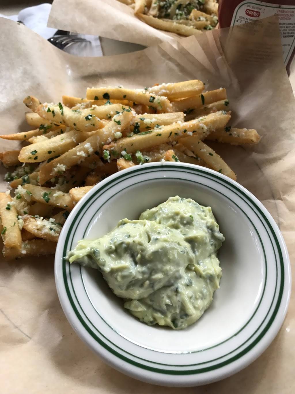 Mandolas Italian | restaurant | 4301 West William Cannon Drive DR E-1, Austin, TX 78749, USA | 5125242222 OR +1 512-524-2222