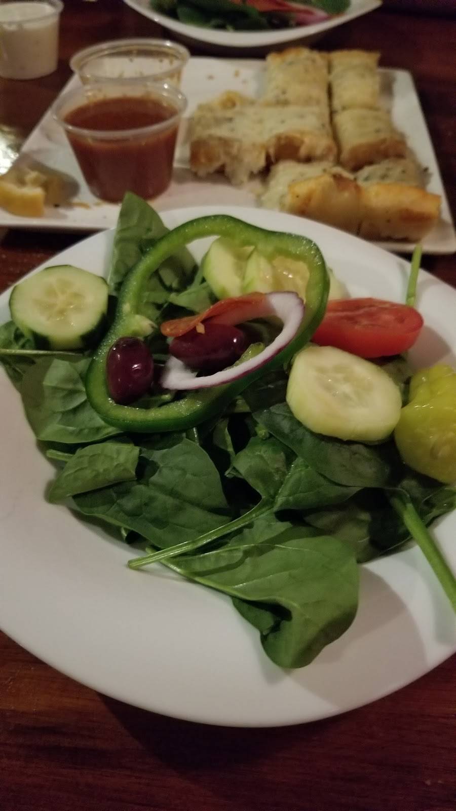 CDB Pizza and Italian Restaurant | restaurant | 5104 E Fowler Ave, Temple Terrace, FL 33617, USA | 8139851336 OR +1 813-985-1336