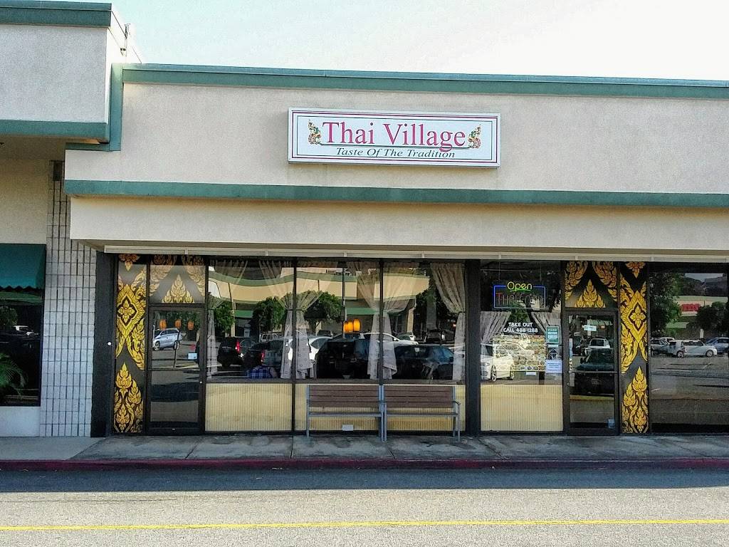 Thai Village | restaurant | 1277 Kaahumanu St #98, Aiea, HI 96701, USA | 8084881288 OR +1 808-488-1288