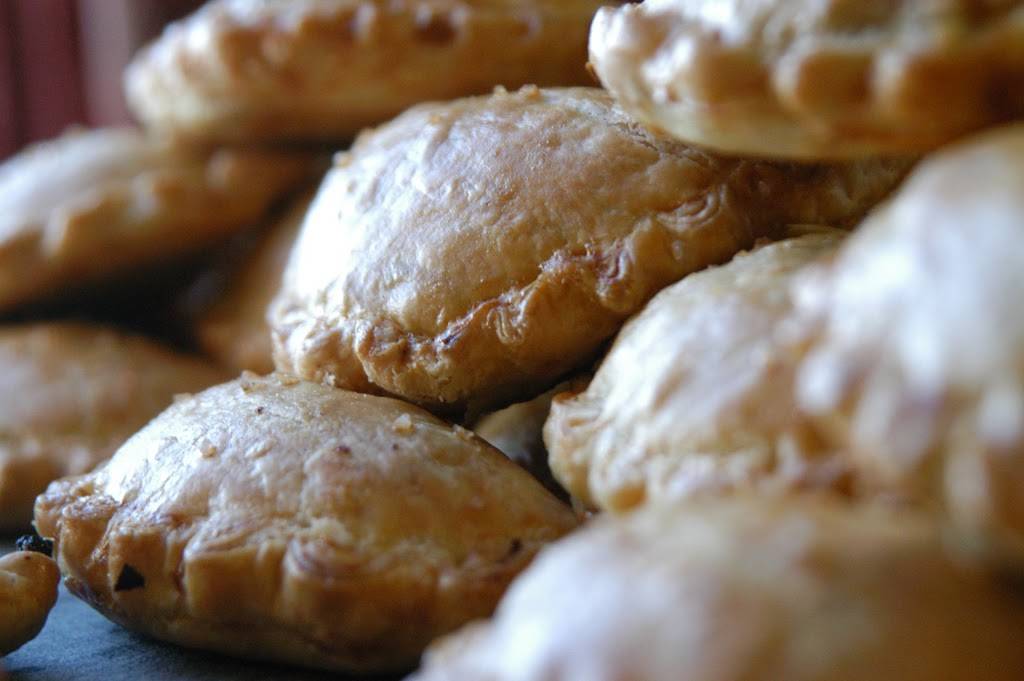 El Porteño Empanadas | restaurant | One Ferry Building, #18, San Francisco, CA 94111, USA | 4155134529 OR +1 415-513-4529