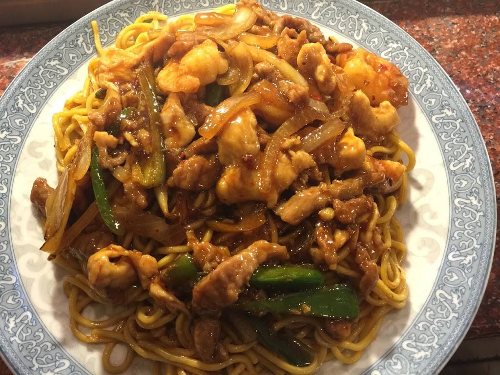 Bai Wei Asian Diner | restaurant | 1845 Rock Rd, Wichita, KS 67207, USA | 3166898900 OR +1 316-689-8900