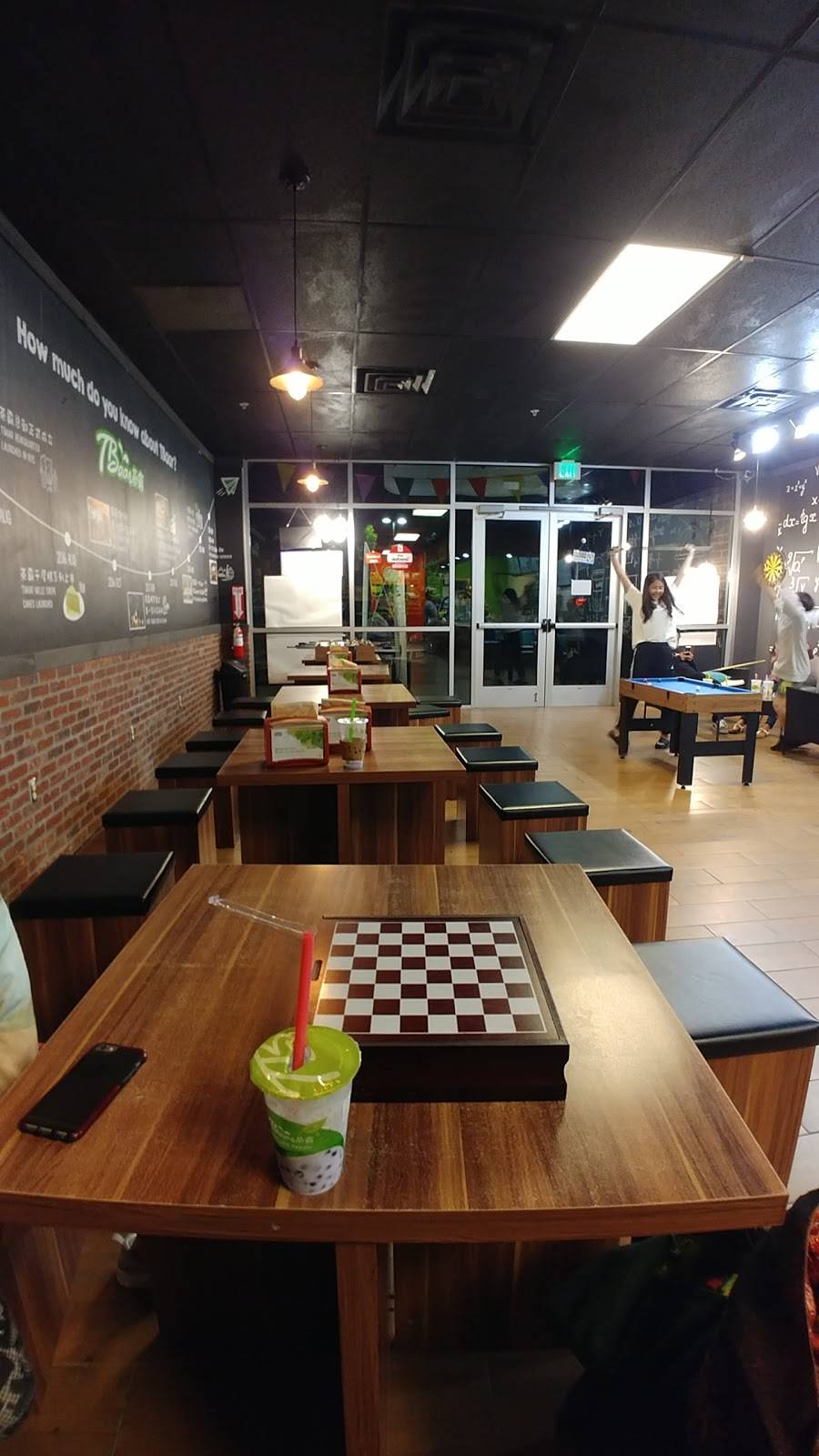 T Baar | restaurant | 3970 Buchtel Blvd S, Denver, CO 80222, USA | 3037566176 OR +1 303-756-6176