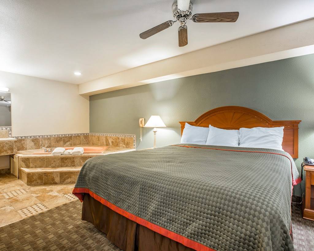 Rodeway Inn | restaurant | 2211 Girard St, Delano, CA 93215, USA | 6617251022 OR +1 661-725-1022