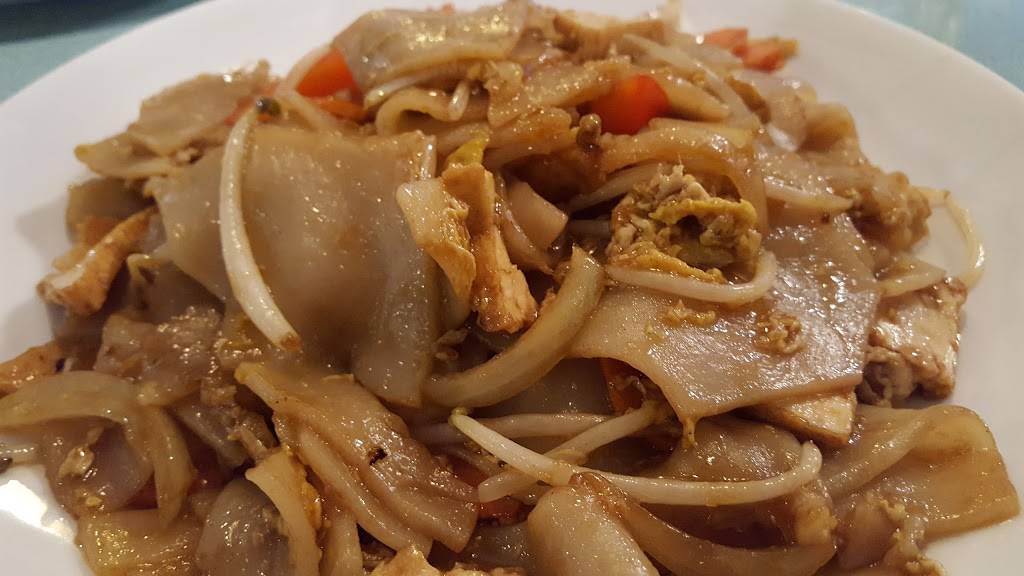 Bangkok Thai & PHO911#2 | restaurant | 1828, 1104 N Cunningham Ave, Urbana, IL 61802, USA | 2176075828 OR +1 217-607-5828