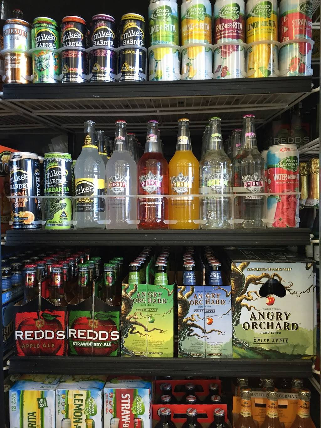 Liquor Locker | meal takeaway | 1590 Lander Ave, Turlock, CA 95380, USA | 2094997346 OR +1 209-499-7346
