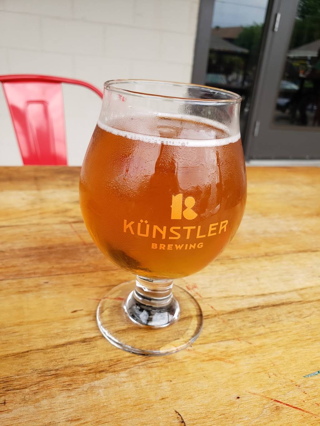 Künstler Brewing | restaurant | 302 E Lachapelle, San Antonio, TX 78204, USA | 2106884519 OR +1 210-688-4519