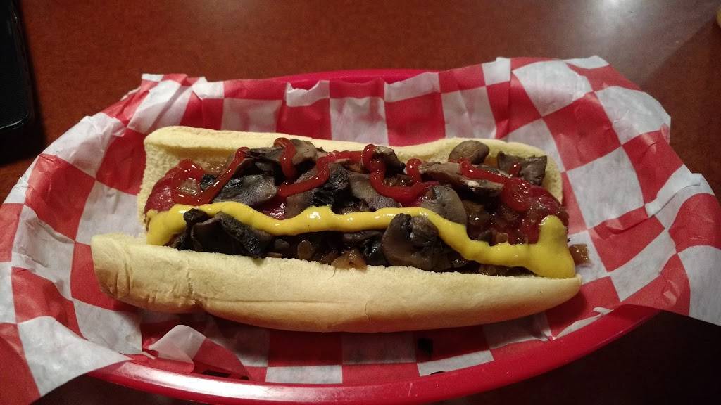 Tays Burger Shack | restaurant | 1019 Armour Rd, North Kansas City, MO 64116, USA | 8165418282 OR +1 816-541-8282