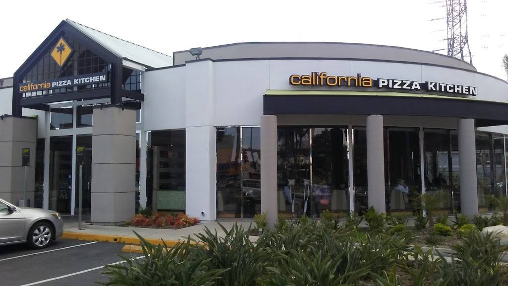 California Pizza Kitchen at Tarzana | restaurant | 18800 Ventura Blvd, Tarzana, CA 91356, USA | 8183459925 OR +1 818-345-9925