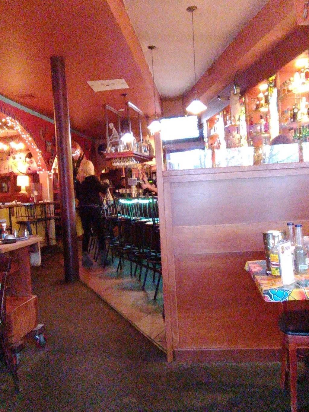 Mama Iguanas | restaurant | 274 Main St, Northampton, MA 01060, USA | 4135860400 OR +1 413-586-0400