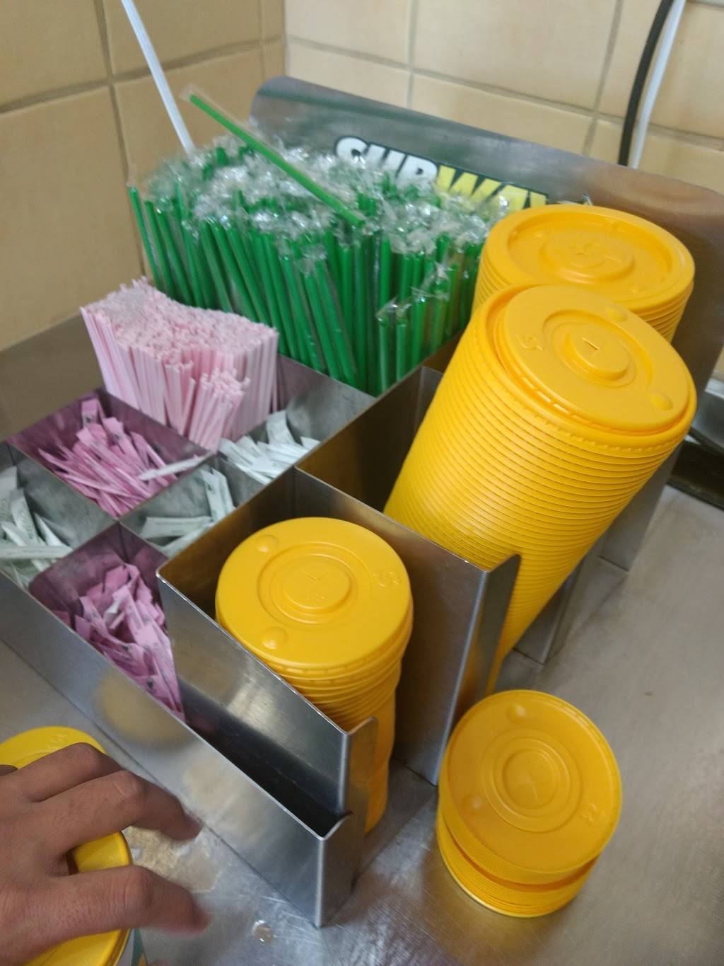 Subway Restaurants | restaurant | Sierra Square Shopping Center, 10550 Sierra Ave A, Fontana, CA 92335, USA | 9095744887 OR +1 909-574-4887