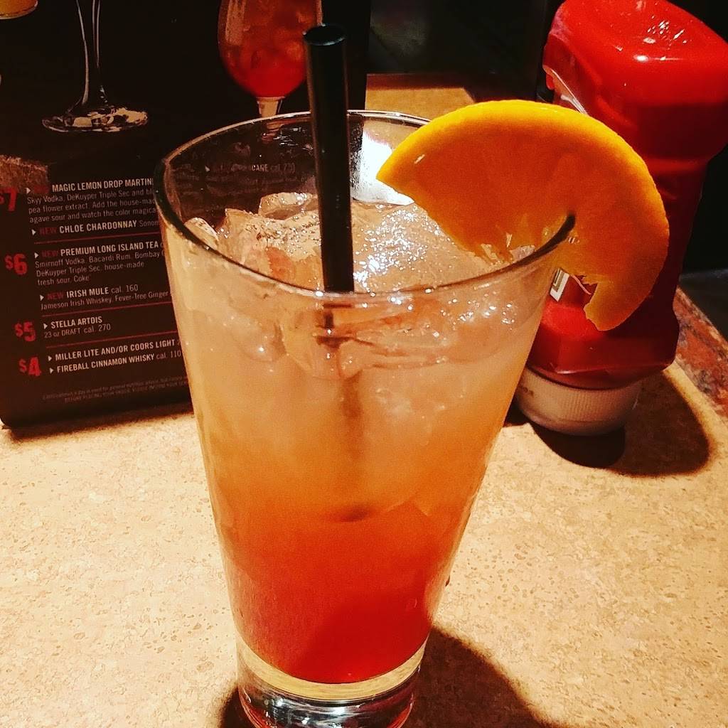 TGI Fridays | restaurant | 4000 City Ave, Philadelphia, PA 19131, USA | 2158787070 OR +1 215-878-7070