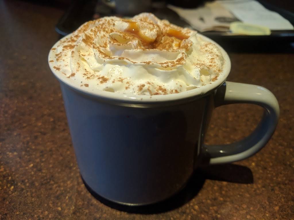 Van Houtte Cafe Bistro | cafe | 5 Place Bourget S, Joliette, QC J6E 5E3, Canada | 4507554140 OR +1 450-755-4140