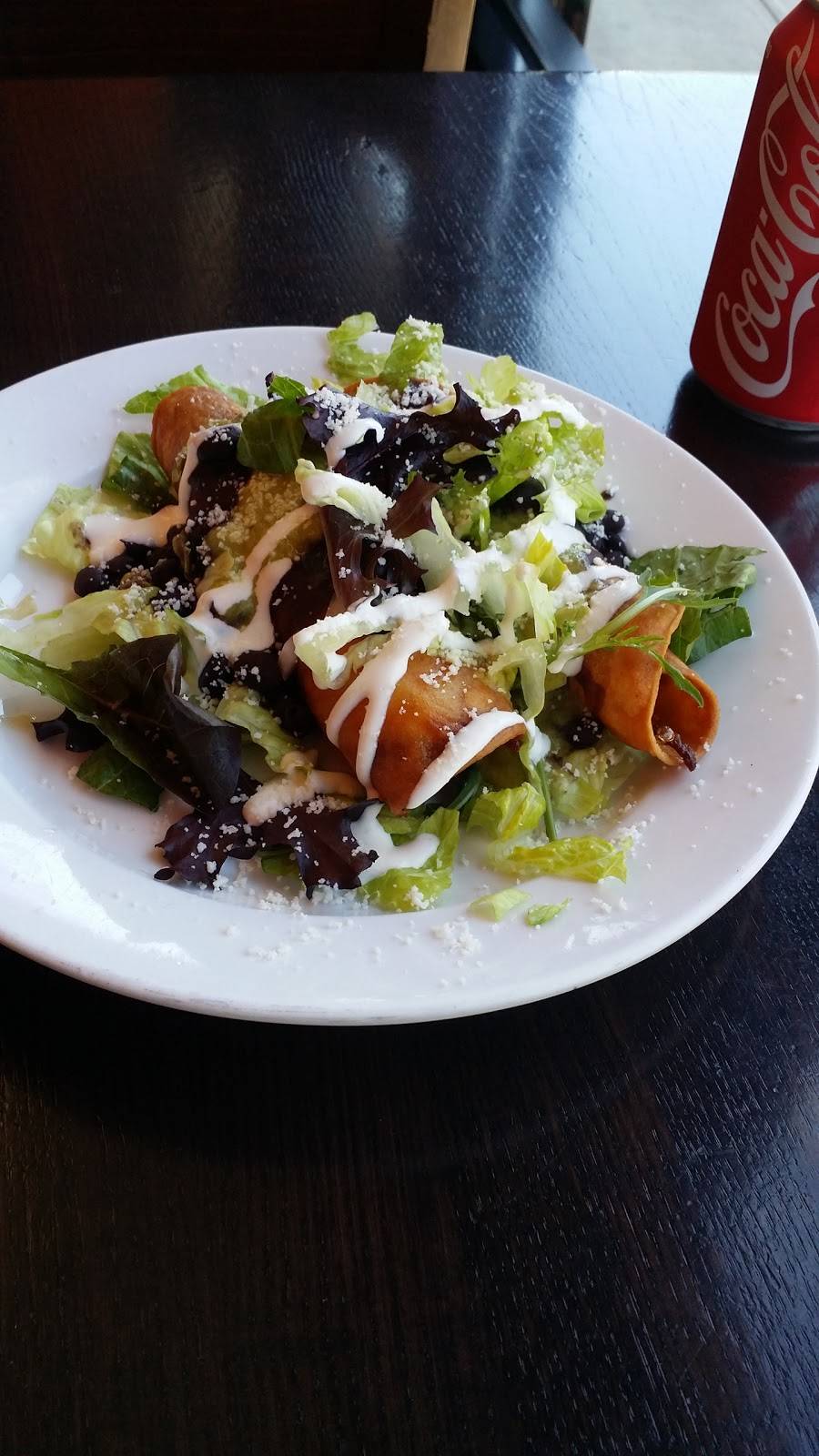 Casa Villa Restaurant | restaurant | 182 W Main St, Stamford, CT 06902, USA | 2033231721 OR +1 203-323-1721