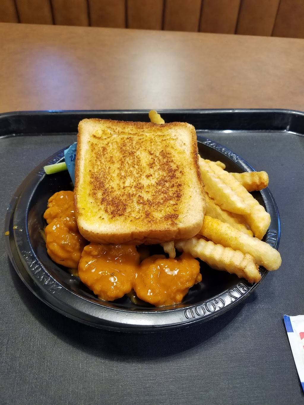 Zaxbys Chicken Fingers & Buffalo Wings | restaurant | 9110 Staples Mill Rd, Richmond, VA 23228, USA | 8047563706 OR +1 804-756-3706